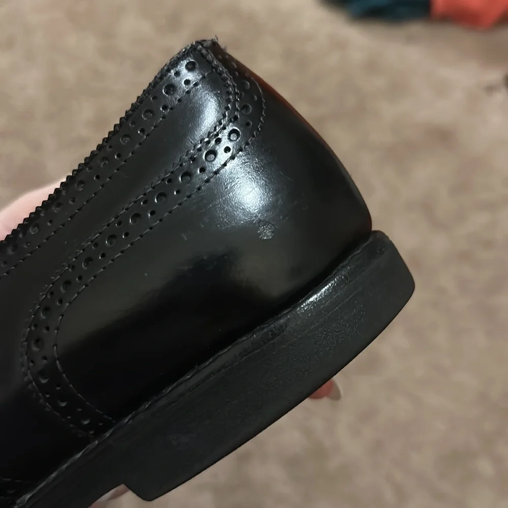Allen Edmonds Cap-toe Oxford Dress Shoes - Picture 7 of 7